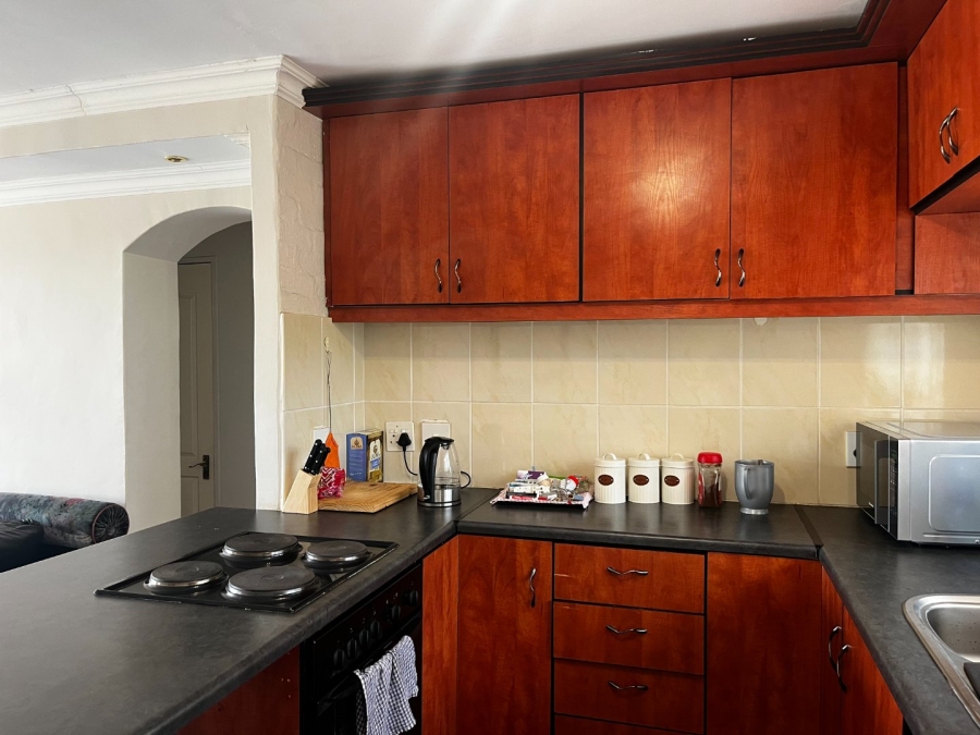 2 Bedroom Property for Sale in Caribbean Beach Club North West